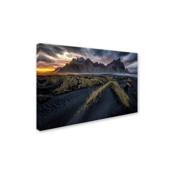 Sus Bogaerts 'Vestrahorn Sunset' Canvas Art,16x24